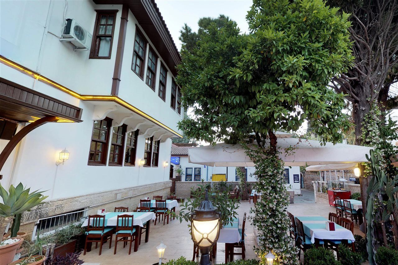 Urcu Hotel Antalya Exteriör bild